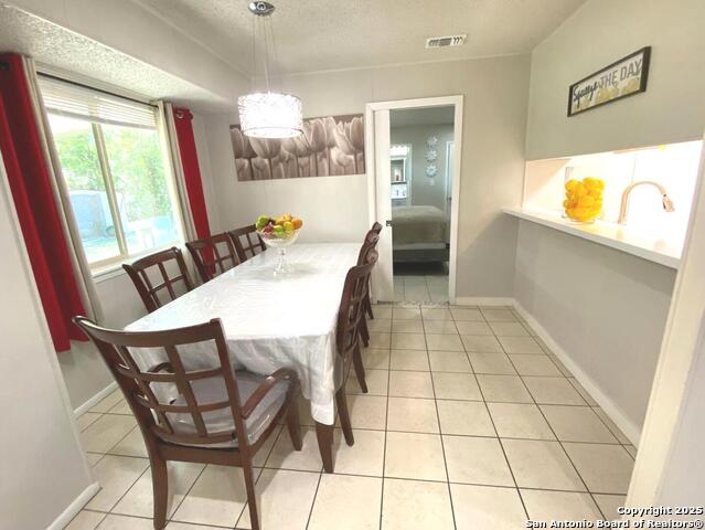 Listing photo id 4 for 5018 David Scott