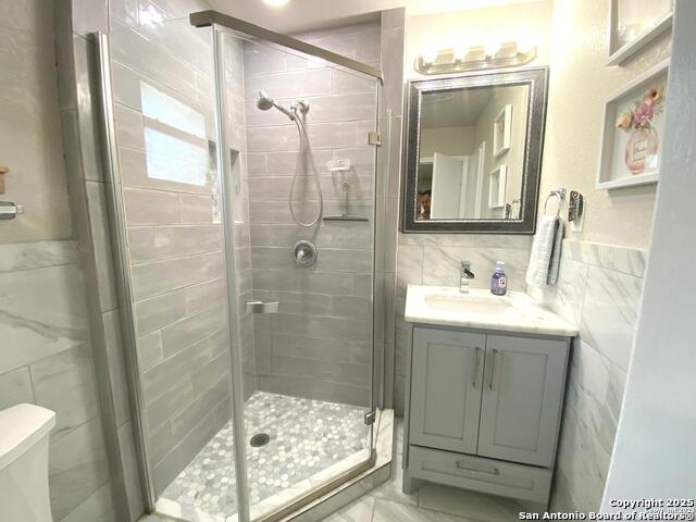 Listing photo id 5 for 5018 David Scott