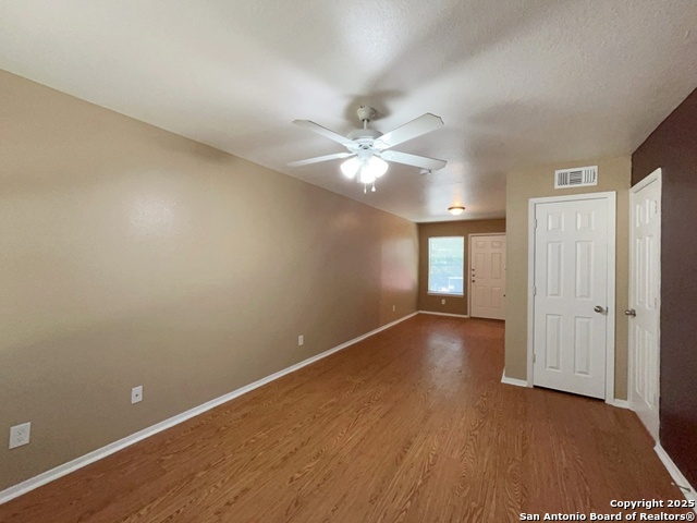 Image 13 of 33 For 2802 Lasses Blvd  42