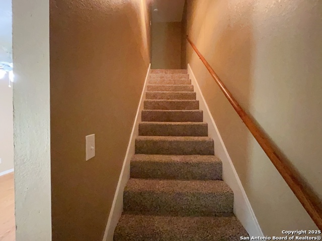 Image 16 of 33 For 2802 Lasses Blvd  42