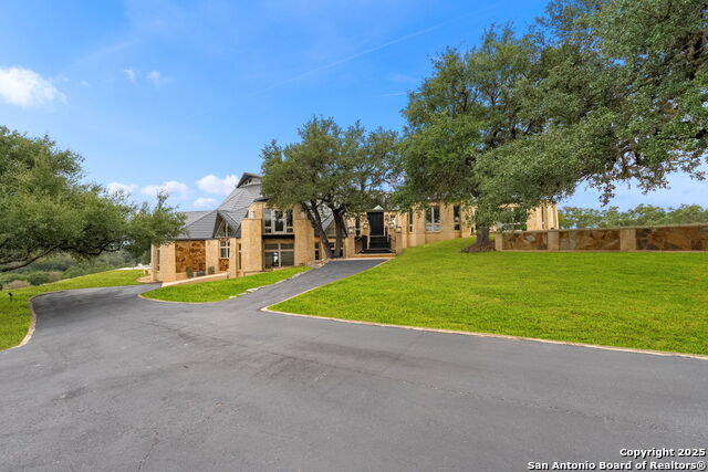 Image 2 of 54 For 117 Clear Springs Drive