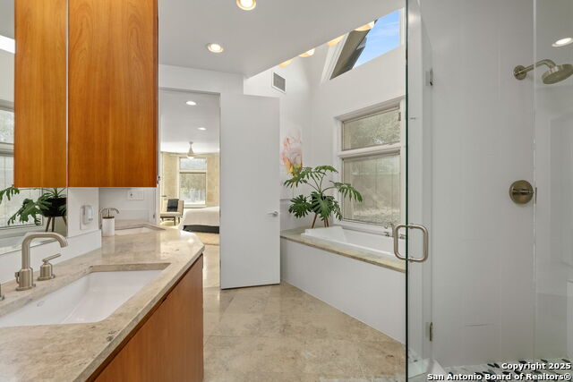 Image 37 of 54 For 117 Clear Springs Drive