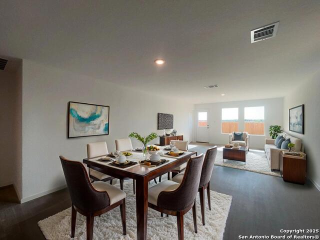 Listing photo id 0 for 1922 Musk Rose