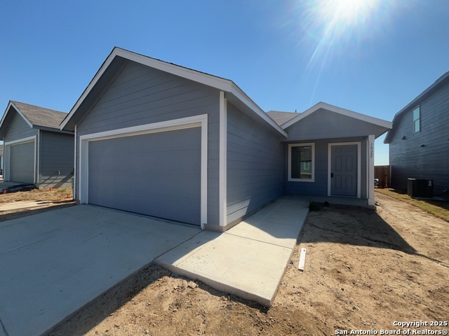 Listing photo id 30 for 1922 Musk Rose