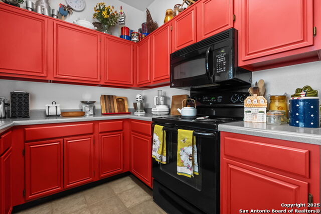 Image 15 of 42 For 141 Hollywood