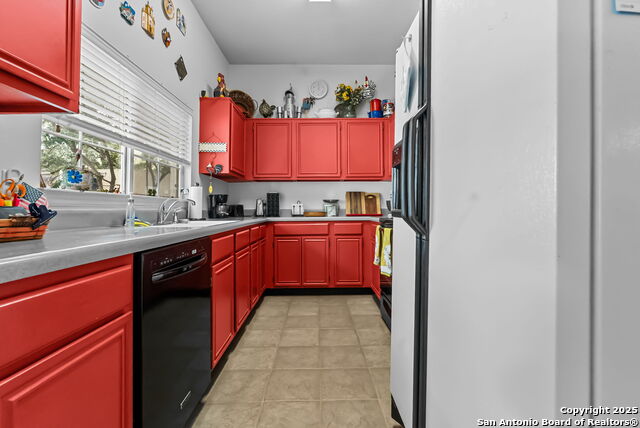 Image 16 of 42 For 141 Hollywood