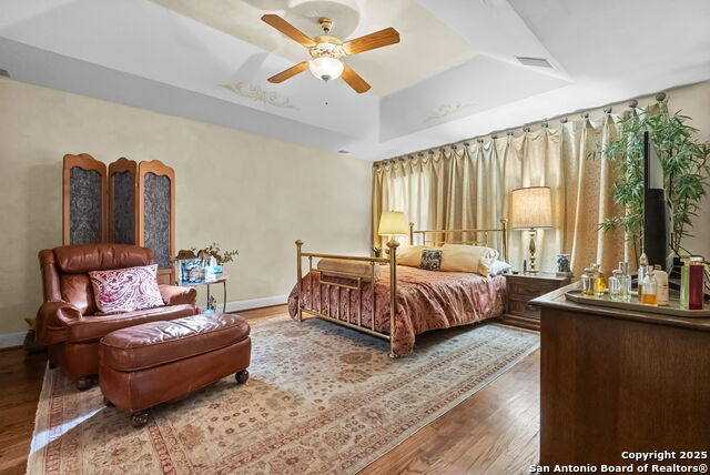 Image 7 of 42 For 141 Hollywood