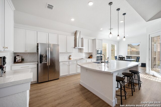 Image 11 of 31 For 411 Aurora Basin