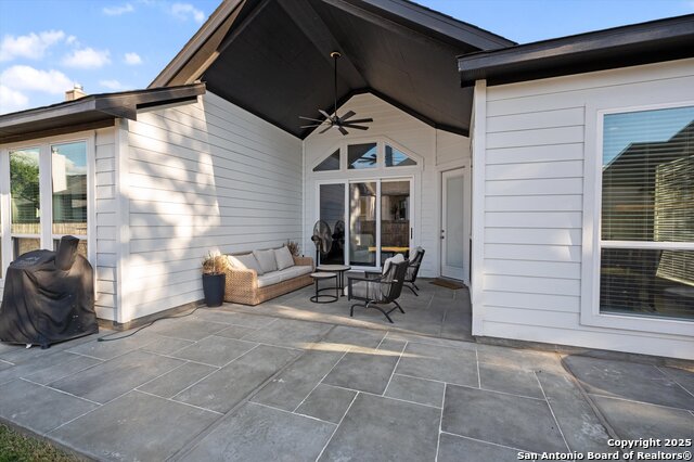 Image 28 of 31 For 411 Aurora Basin