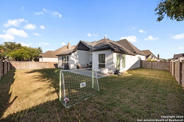 Image 30 of 31 For 411 Aurora Basin