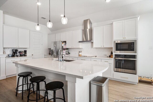 Image 9 of 31 For 411 Aurora Basin