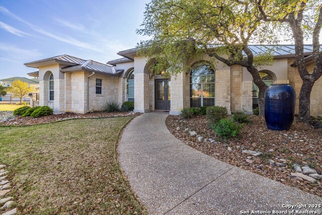 Image 2 of 39 For 302 Paradise Point Dr