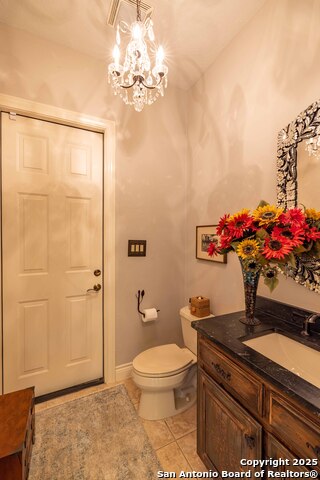 Image 22 of 39 For 302 Paradise Point Dr