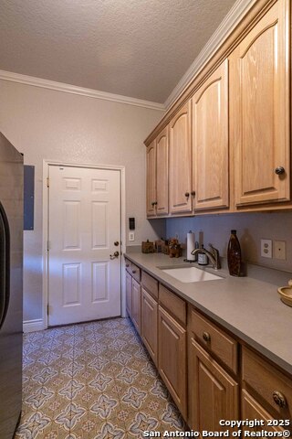 Image 30 of 39 For 302 Paradise Point Dr