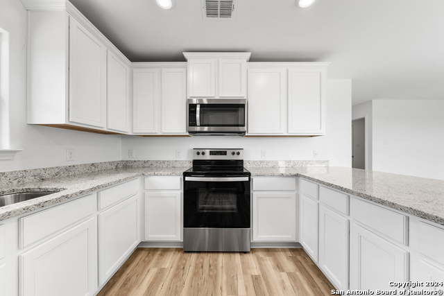 Image 12 of 32 For 16056 Imes Way