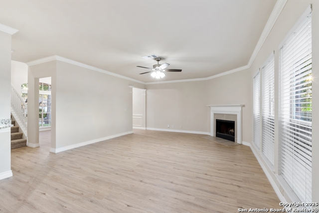 Listing photo id 11 for 2580 Cove Trail