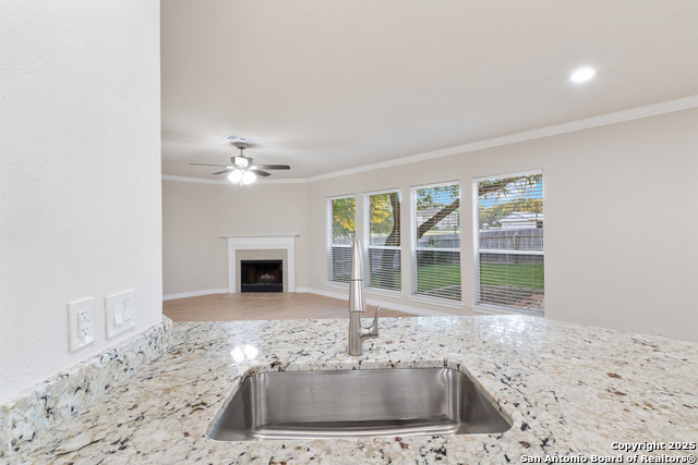 Listing photo id 19 for 2580 Cove Trail
