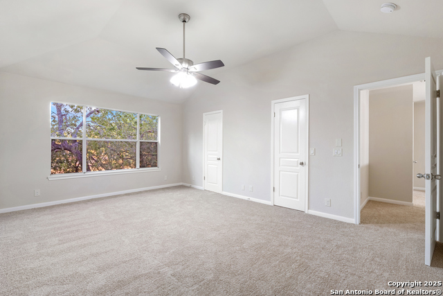Listing photo id 24 for 2580 Cove Trail