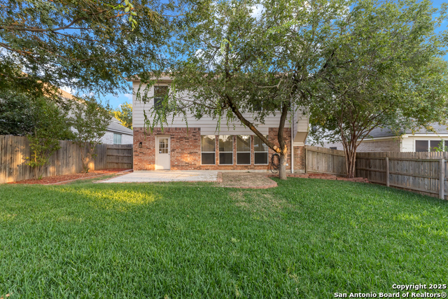 Listing photo id 31 for 2580 Cove Trail