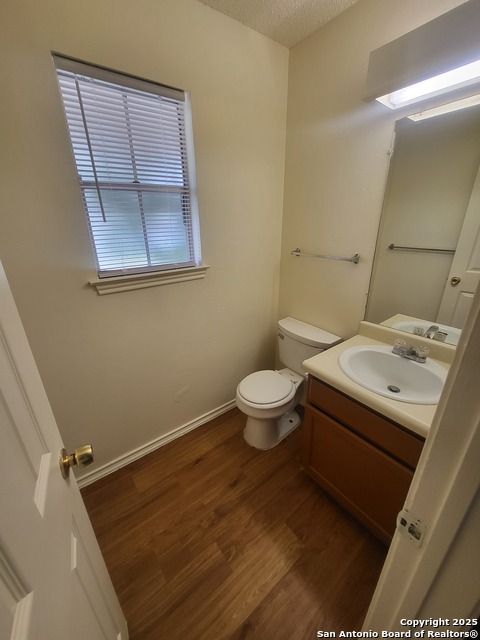 Image 7 of 13 For 11611 Capotillo  1