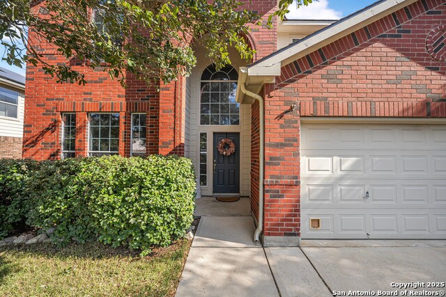 Image 3 of 50 For 834 Point Crossing