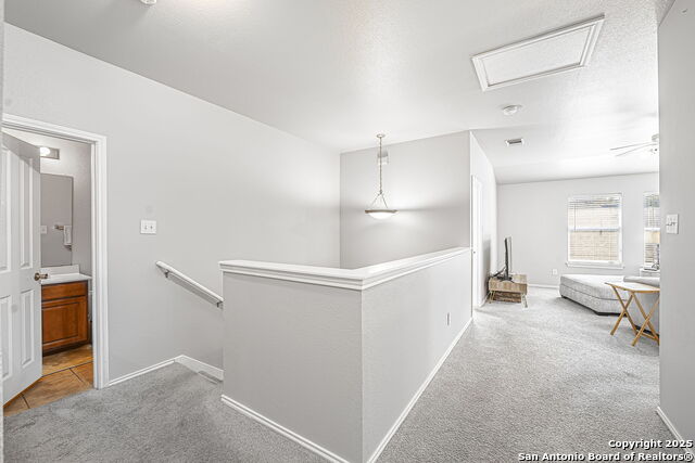 Image 32 of 50 For 834 Point Crossing