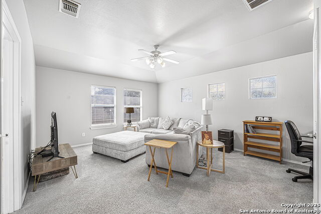 Image 38 of 50 For 834 Point Crossing