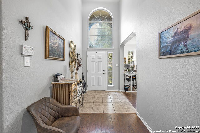 Image 4 of 50 For 834 Point Crossing