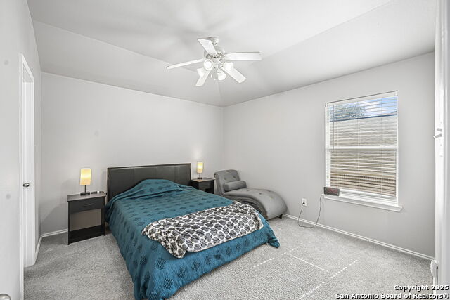 Image 41 of 50 For 834 Point Crossing