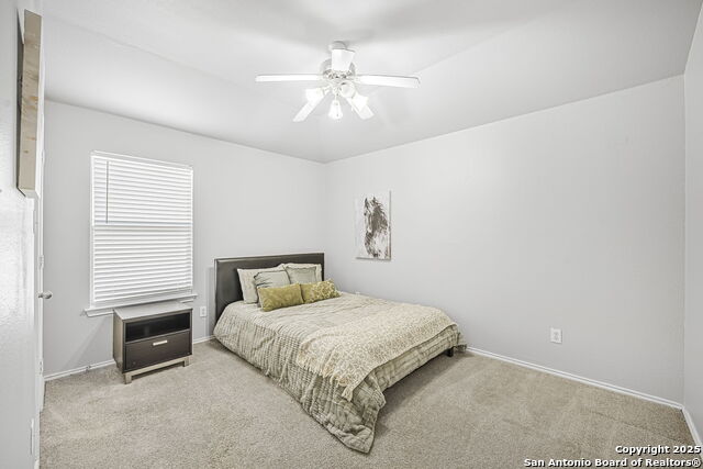 Image 42 of 50 For 834 Point Crossing