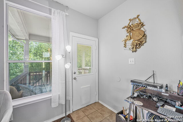 Image 44 of 50 For 834 Point Crossing