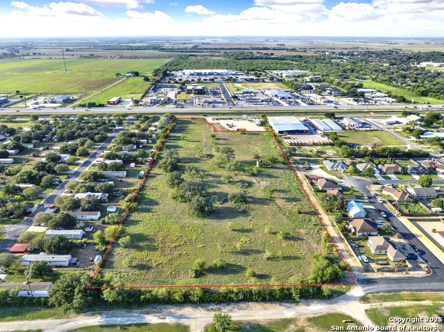 Listing photo id 0 for 146 18th  