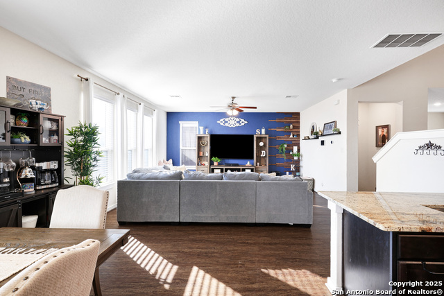 Image 10 of 31 For 10614 Rosalina Loop