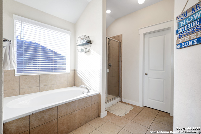 Image 23 of 31 For 10614 Rosalina Loop