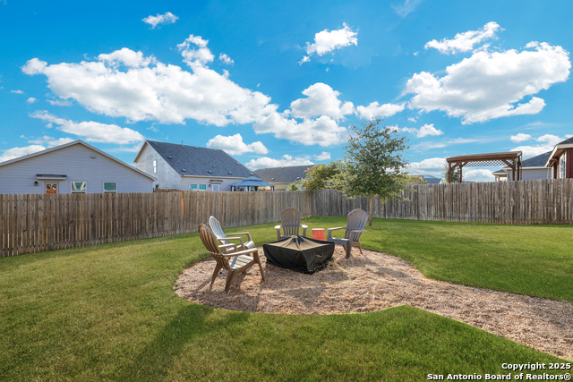 Image 30 of 31 For 10614 Rosalina Loop