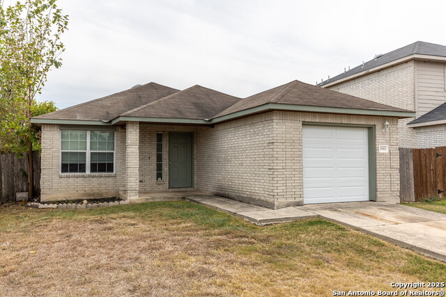 Image 3 of 32 For 9662 Acadian