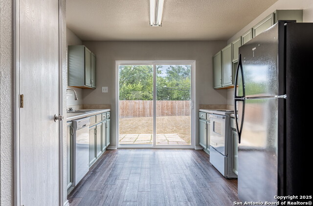 Image 7 of 32 For 9662 Acadian