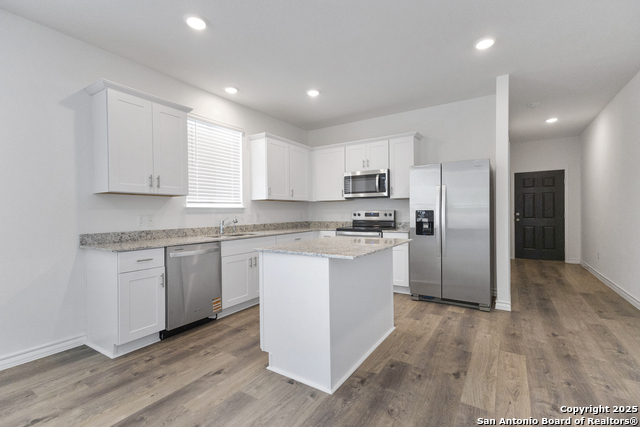 Listing photo id 1 for 8119 Harmick Circle