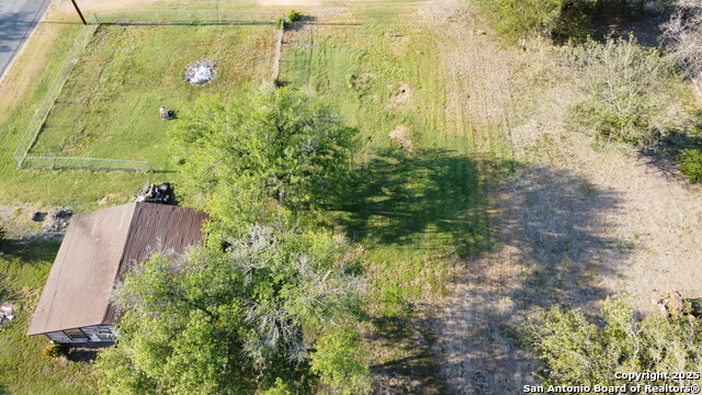 Listing photo id 10 for 15827 Brewster