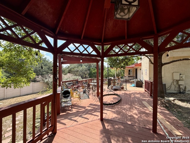 Image 4 of 4 For 6410 Laurel Hill