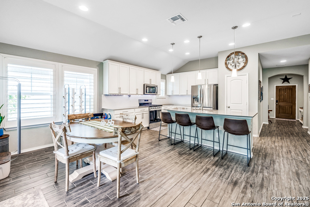 Image 11 of 46 For 11820 Bloom Bend