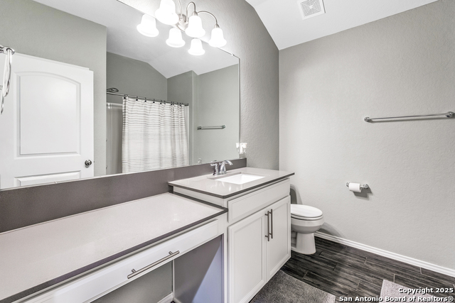 Image 29 of 46 For 11820 Bloom Bend