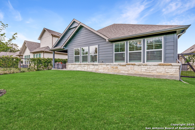 Image 33 of 46 For 11820 Bloom Bend