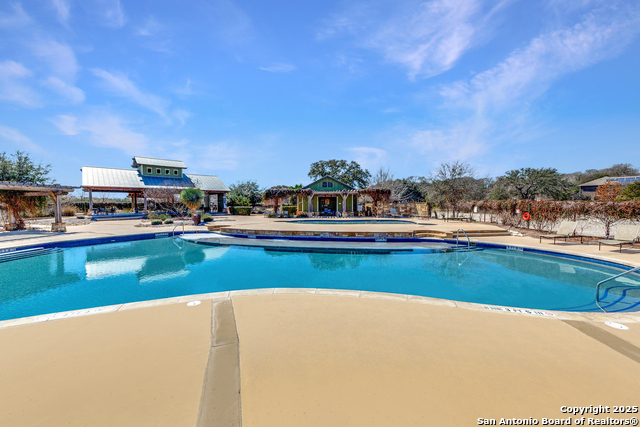 Image 36 of 46 For 11820 Bloom Bend