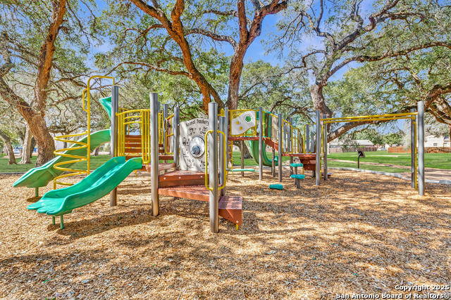 Image 41 of 46 For 11820 Bloom Bend