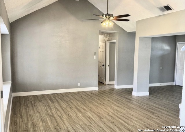 Image 15 of 25 For 14519 Ridge Meadow