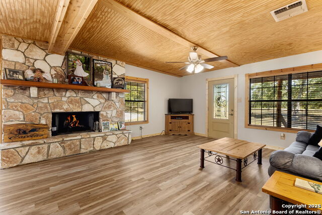 Listing photo id 9 for 15835 Us Highway 90 E