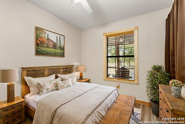 Listing photo id 18 for 15835 Us Highway 90 E