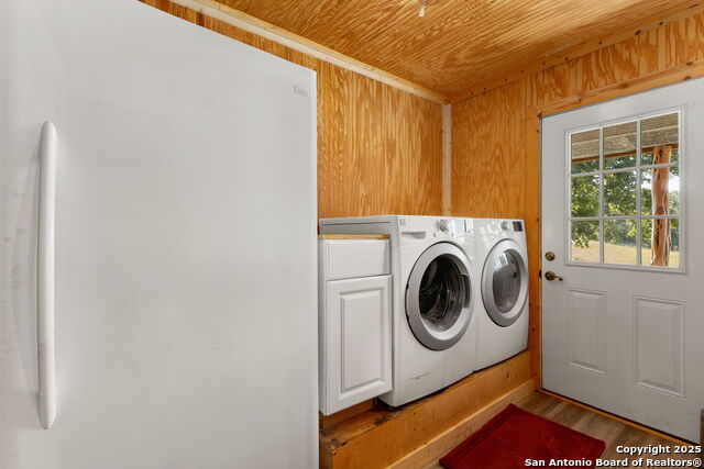 Listing photo id 23 for 15835 Us Highway 90 E