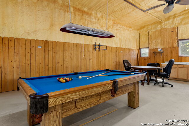 Listing photo id 29 for 15835 Us Highway 90 E